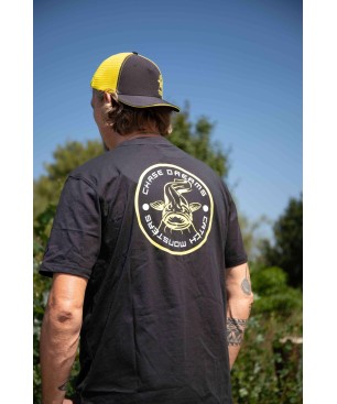 Black Cat Chase Dreams Black Tee